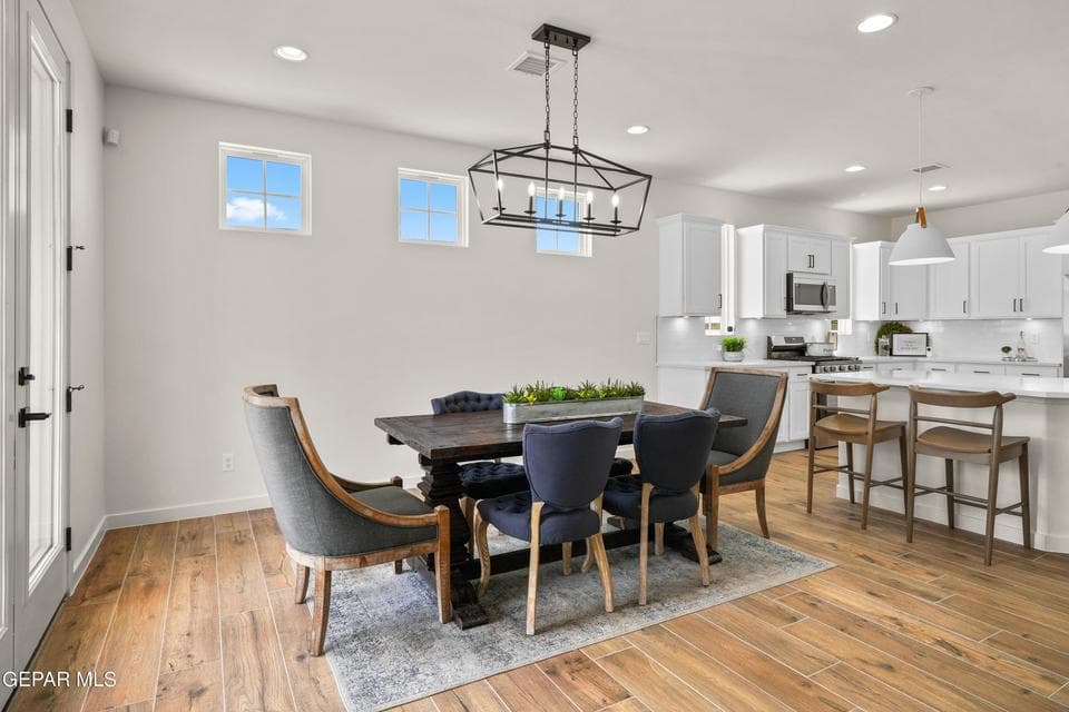 12601 Fredericksburg Ave-15