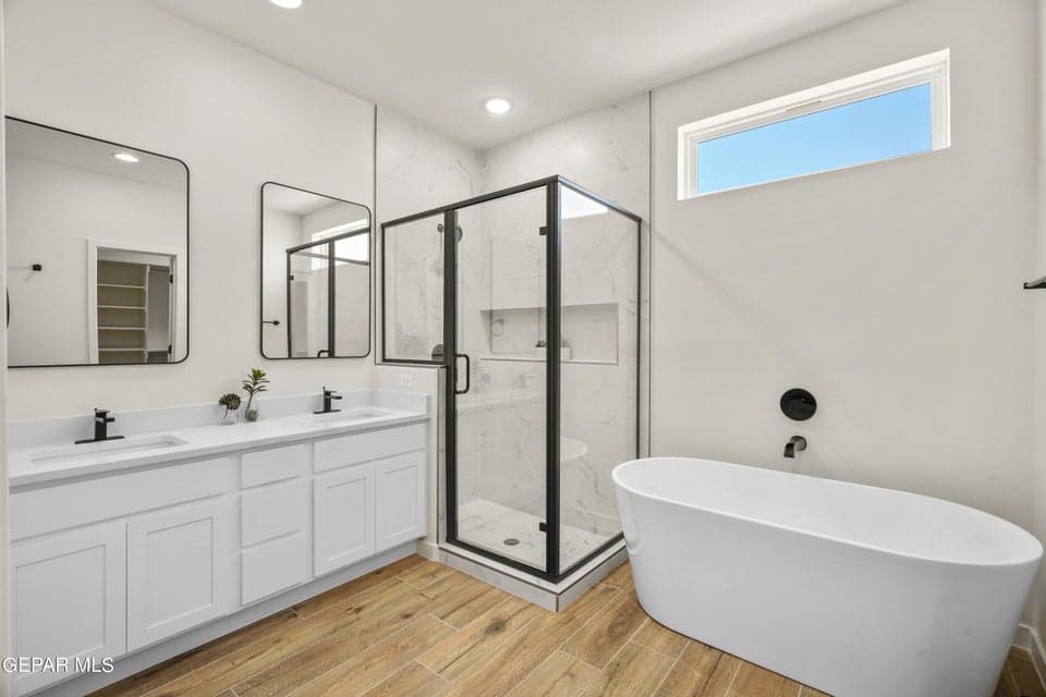 12601 Fredericksburg Ave-31