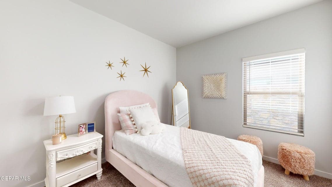 11110-Ground-Cherry-St-12132023_081008