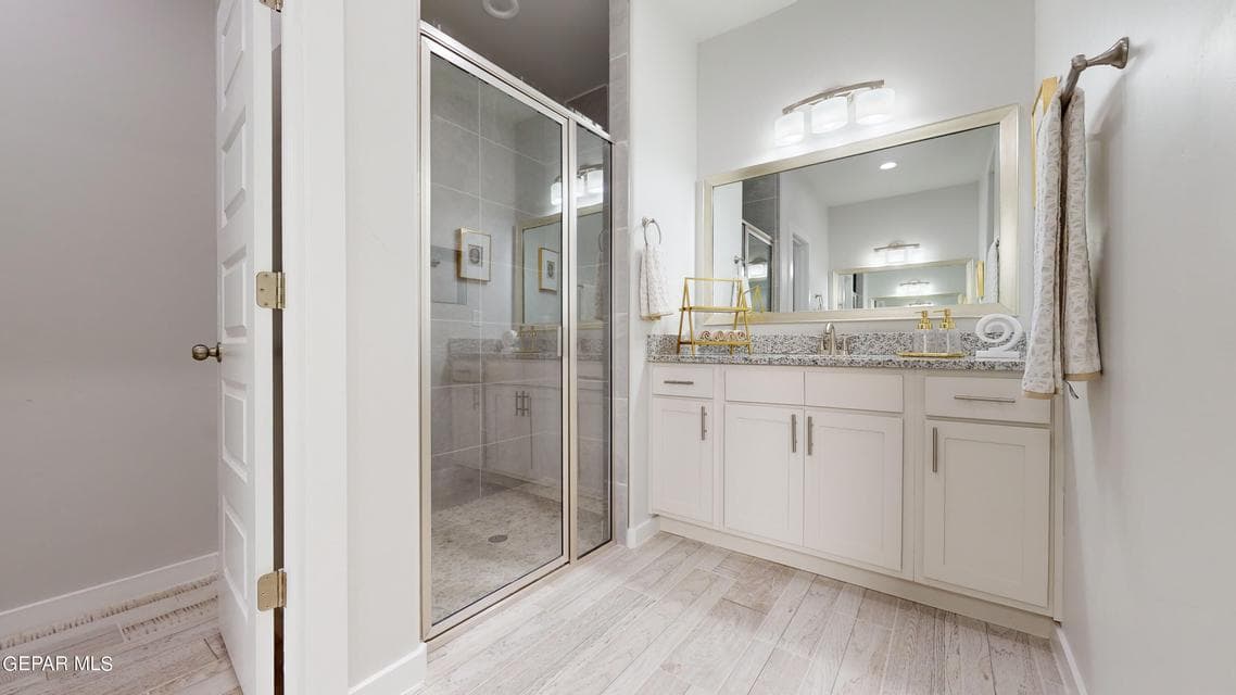 11110-Ground-Cherry-St-12132023_082206