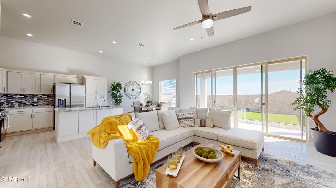 11110-Ground-Cherry-St-12132023_082722