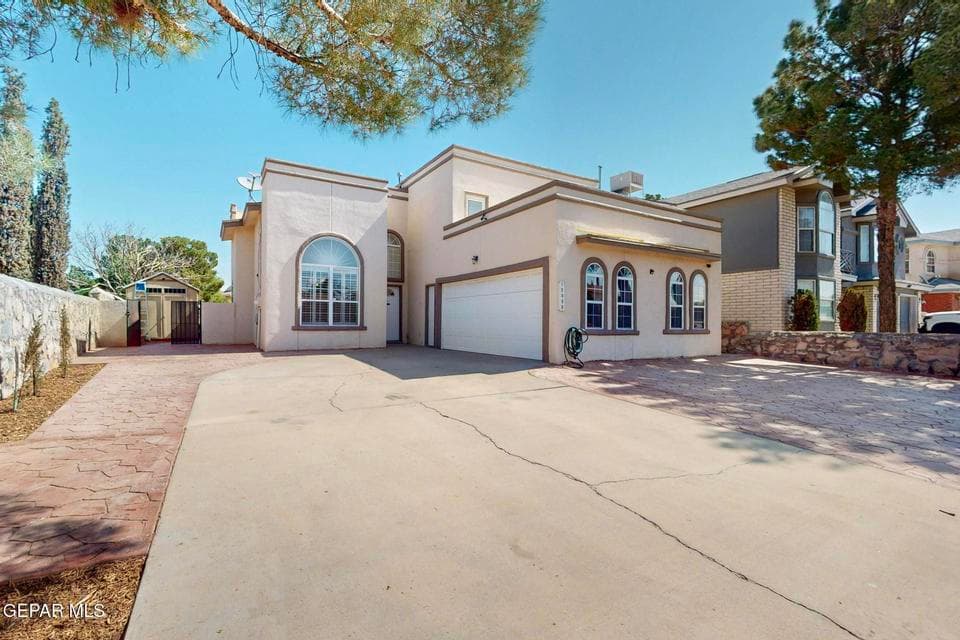 2-12005-Autumn-Gate-Dr-05242025_071042