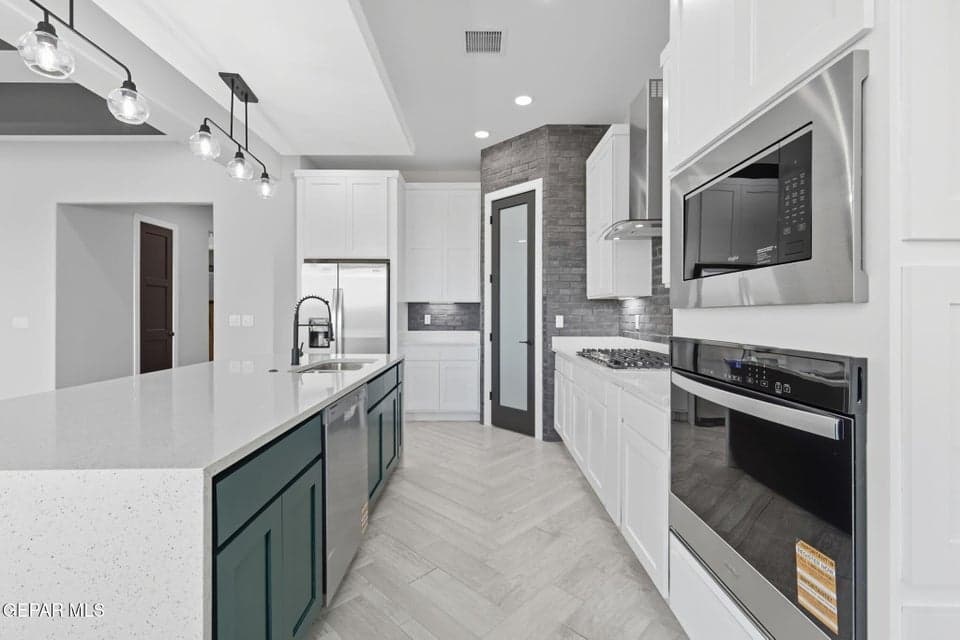 18-web-or-mls-IMG_1848