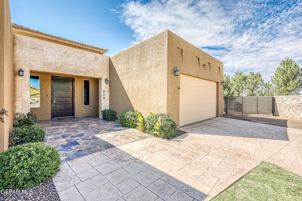 DJI_20251009113549_0027_D8