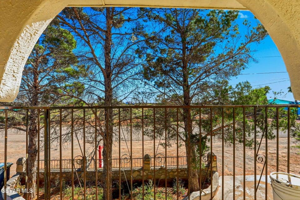 Balcony Bedroom 2 H1