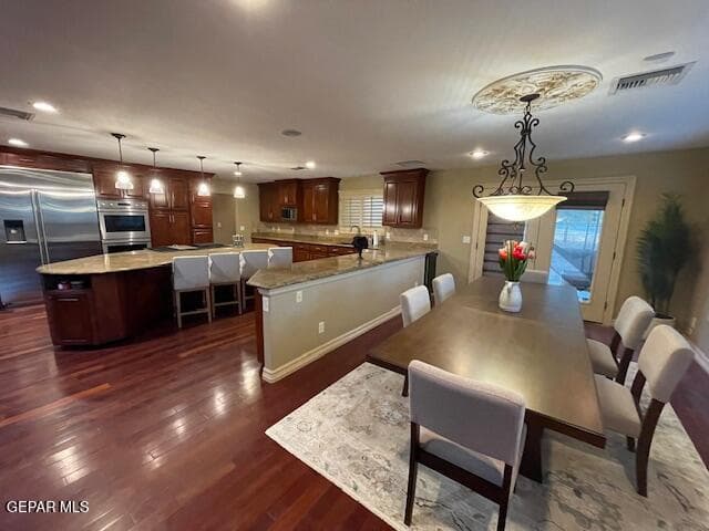 Kitchen and dining area