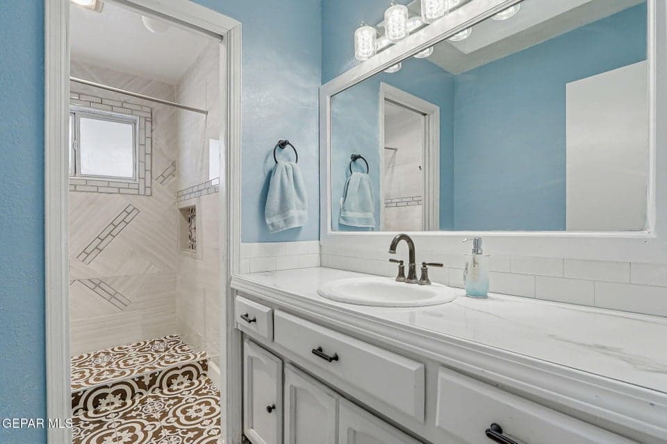 6-web-or-mls-4-print-IMG_4491