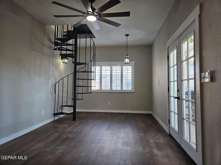 Photo of 3224 Tularosa Avenue