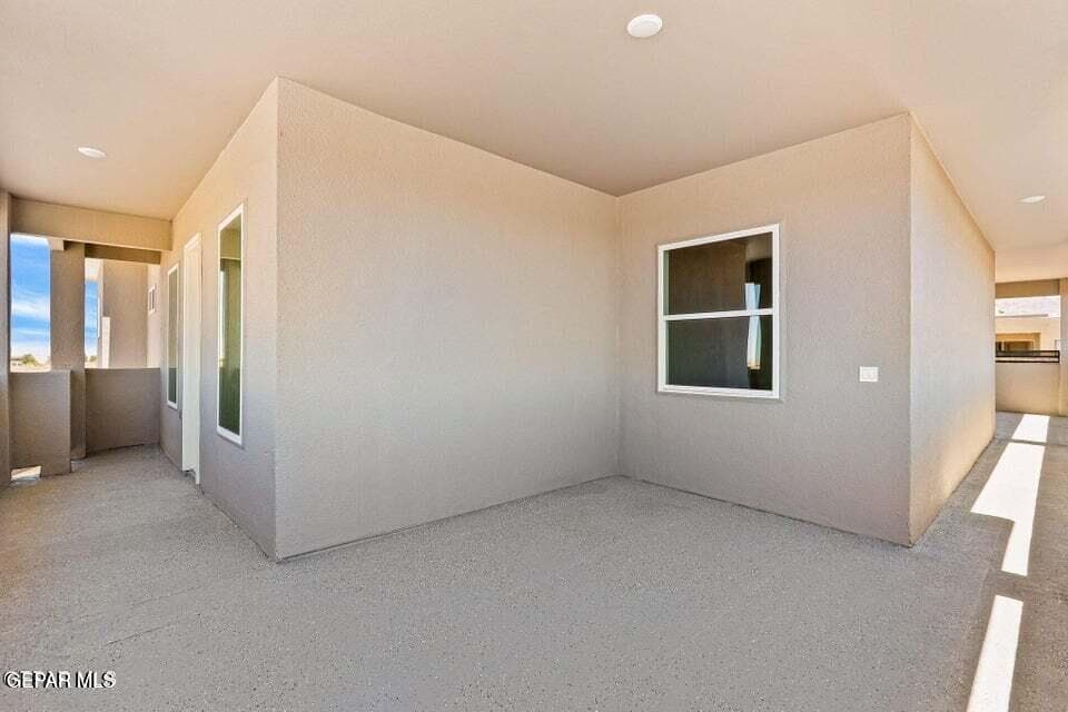 20250501140605978796000000-o