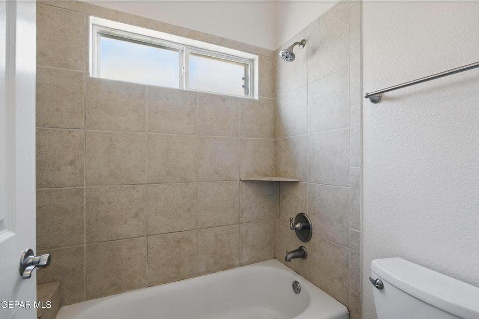 Full Bath Upstairs2