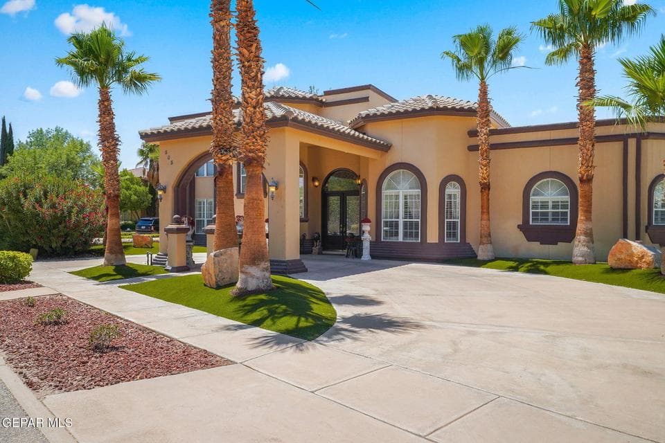 605 Meadow Willow Dr-4