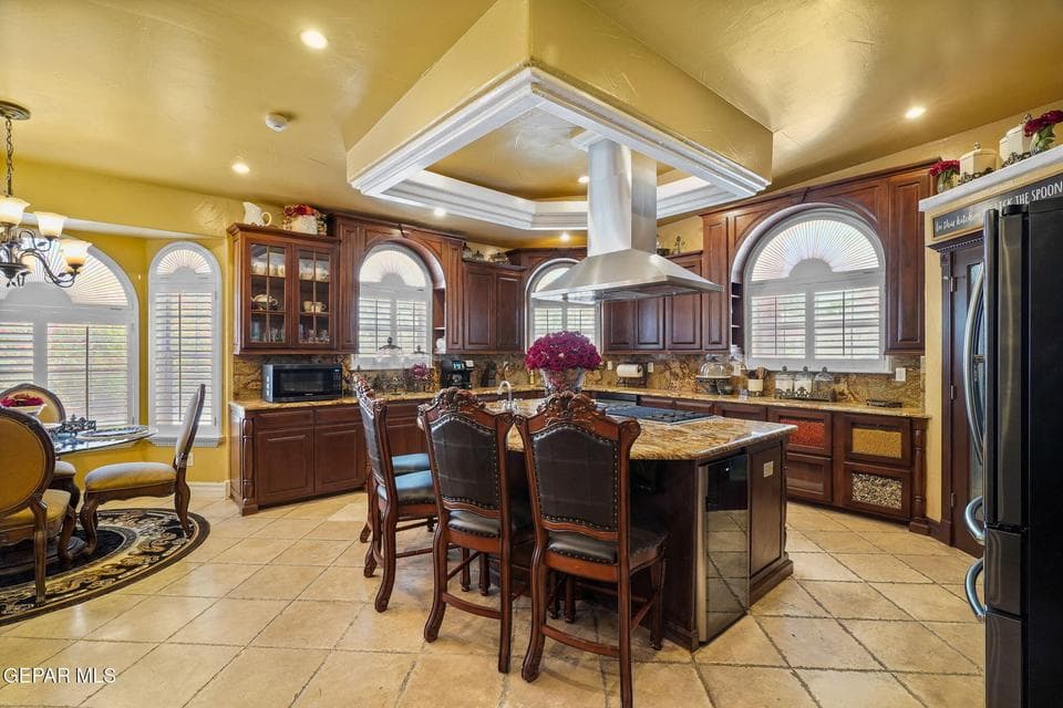 605 Meadow Willow Dr-26