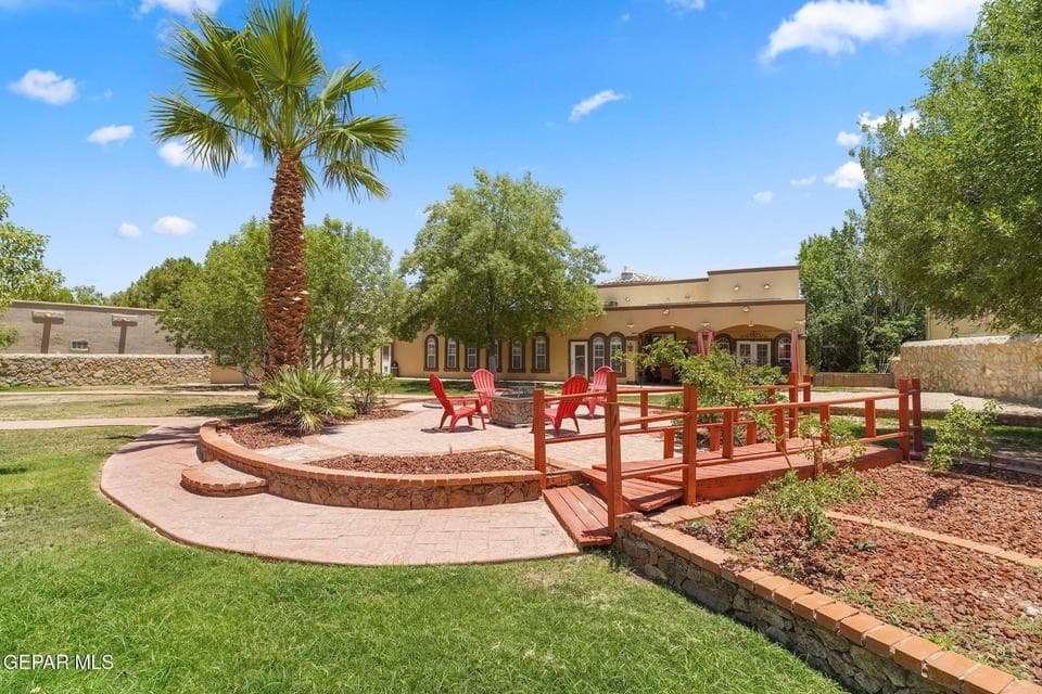 605 Meadow Willow Dr-52