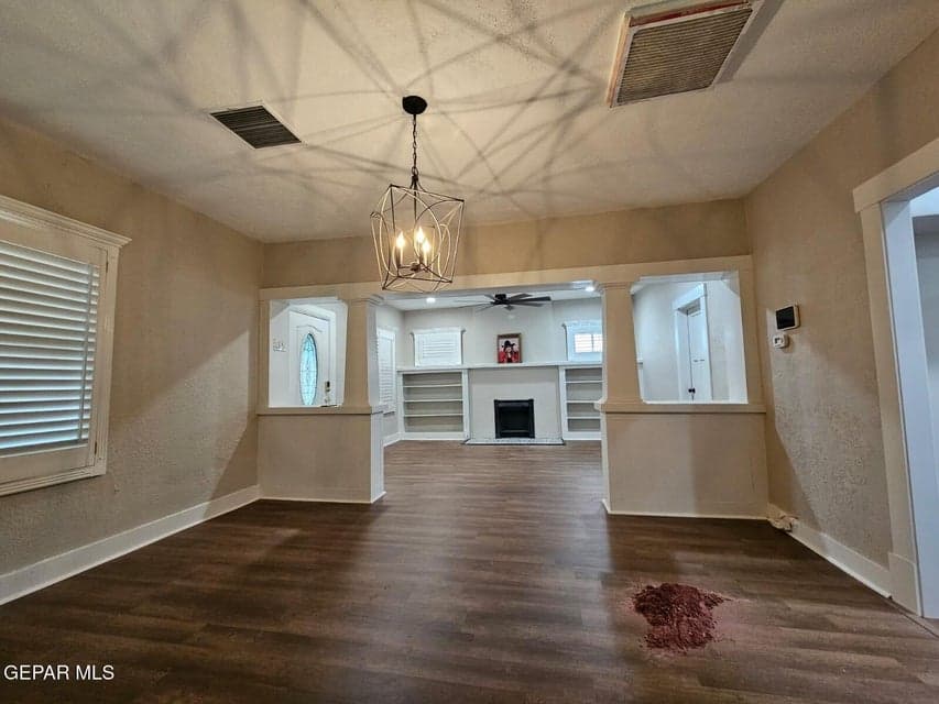 Photo of 3224 Tularosa Avenue