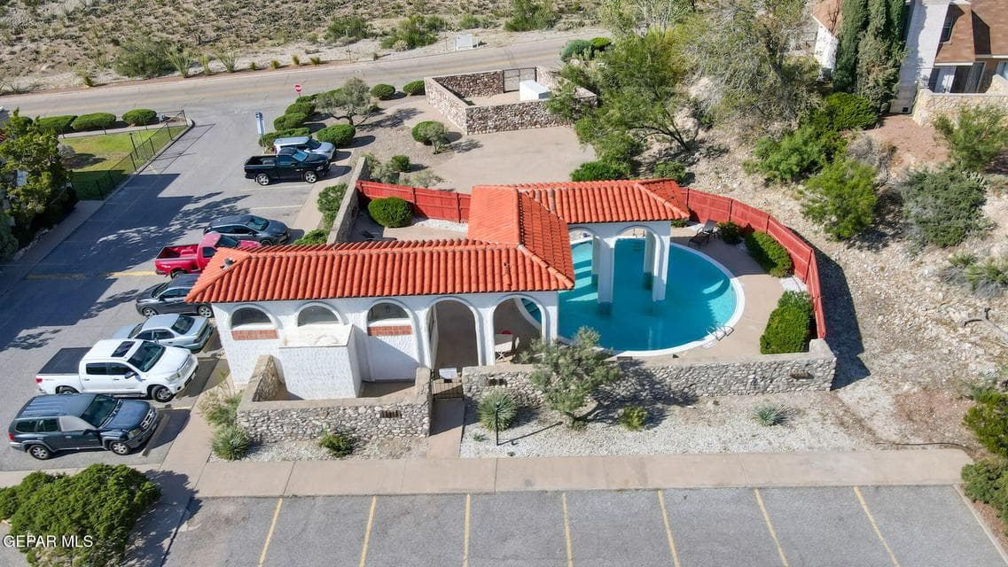 32-web-or-mls-DJI_0323