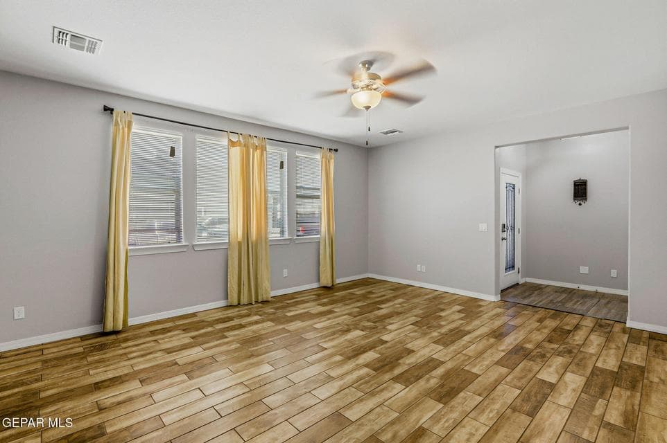 living room to the door