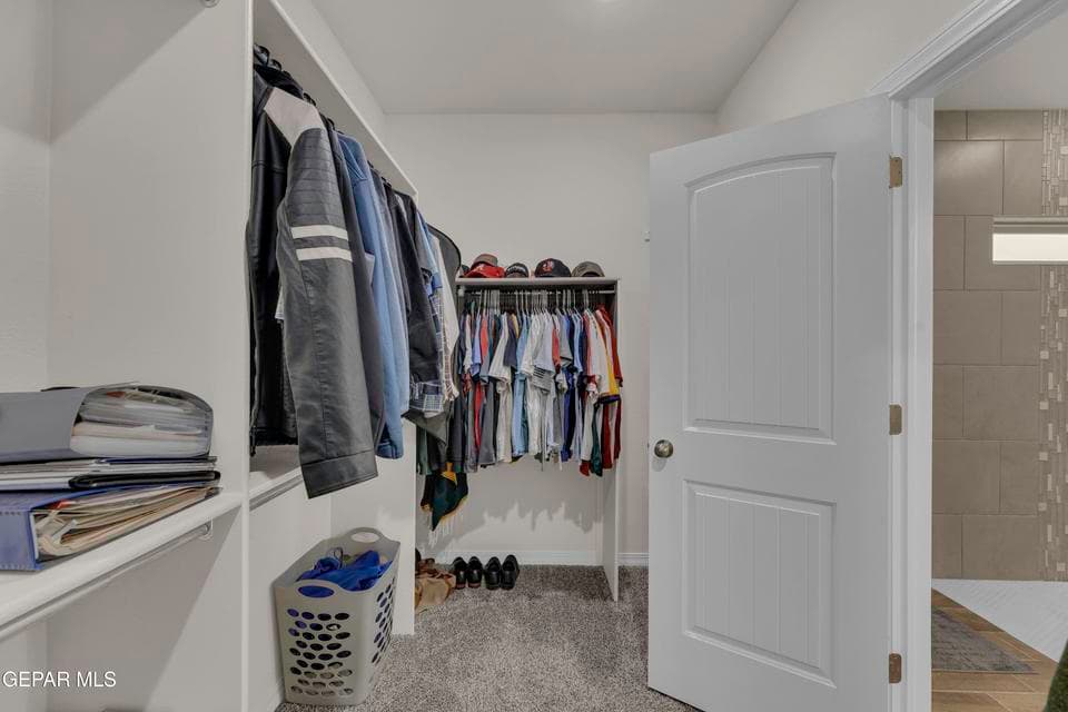 Walk In Closet