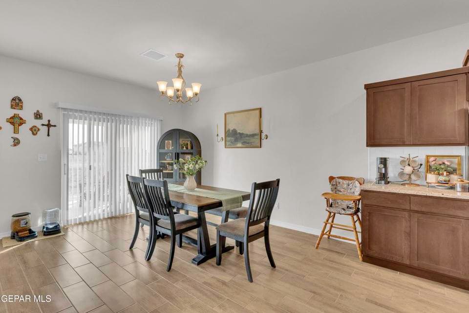 Open Dining Area