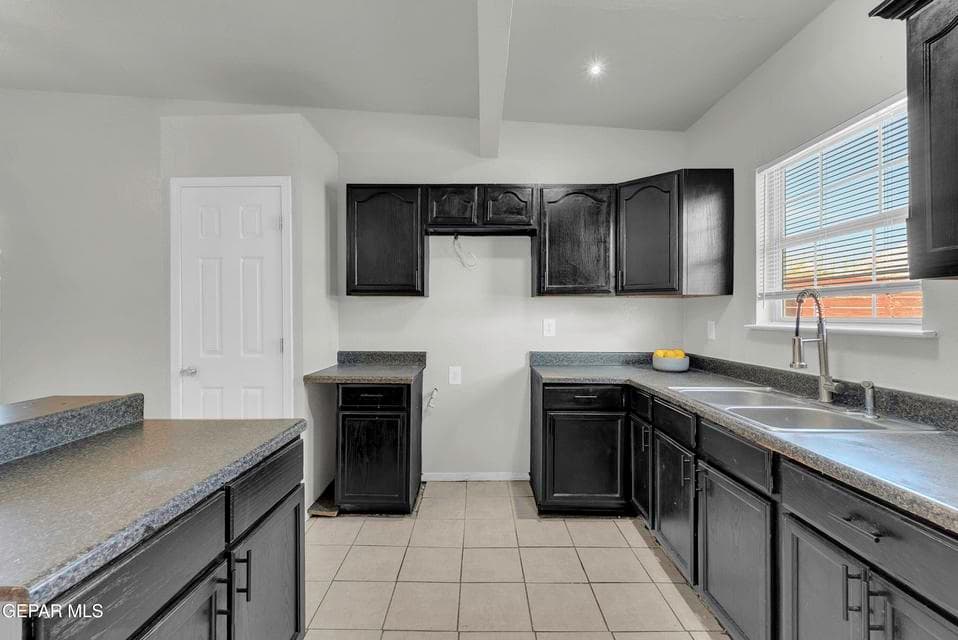 Lots of cabinet space