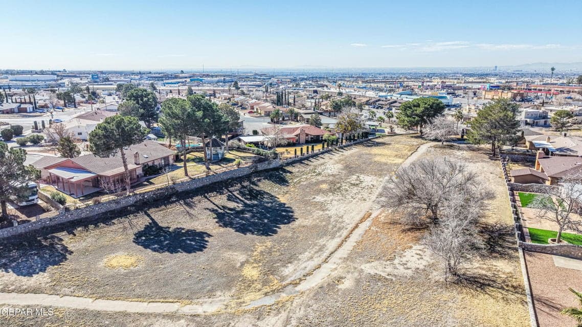 Photo of 1613 LARRY WADKINS Drive