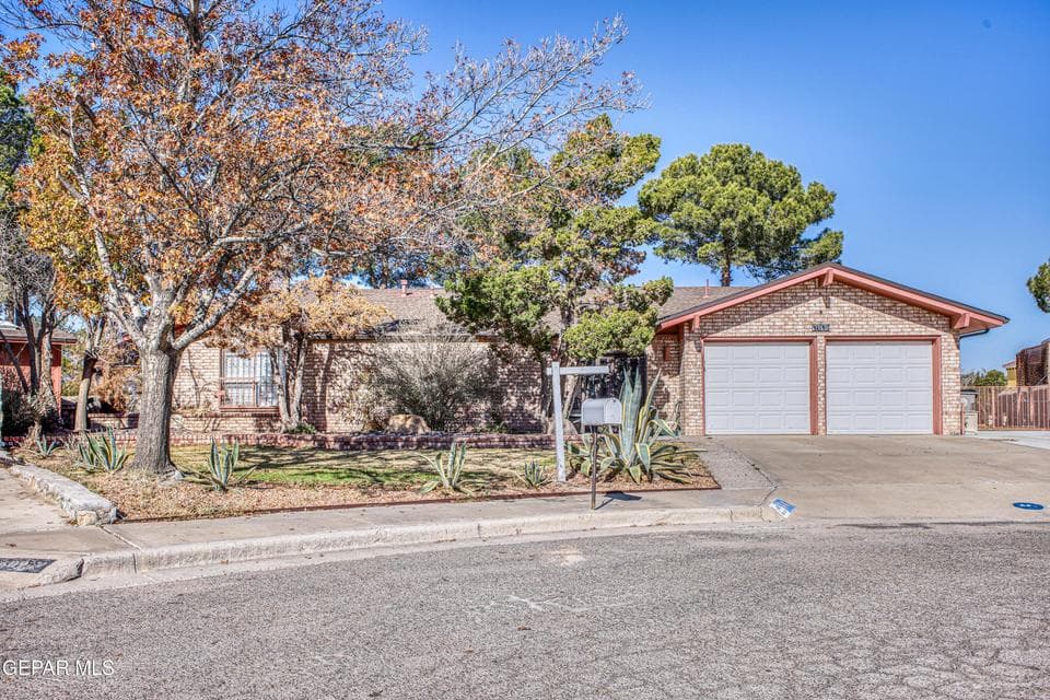 Photo of 1613 LARRY WADKINS Drive