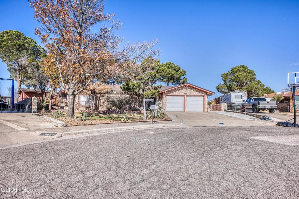 Photo of 1613 LARRY WADKINS Drive