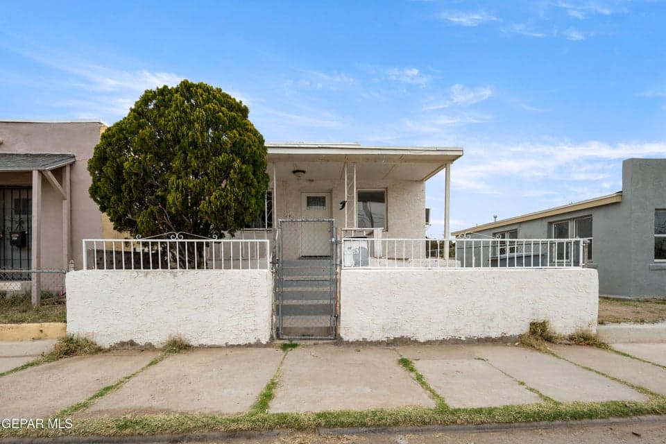 3315-E-Missouri-MLS-Camera-Guy-2