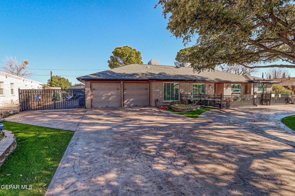 Long drive to RV SECURE Parking