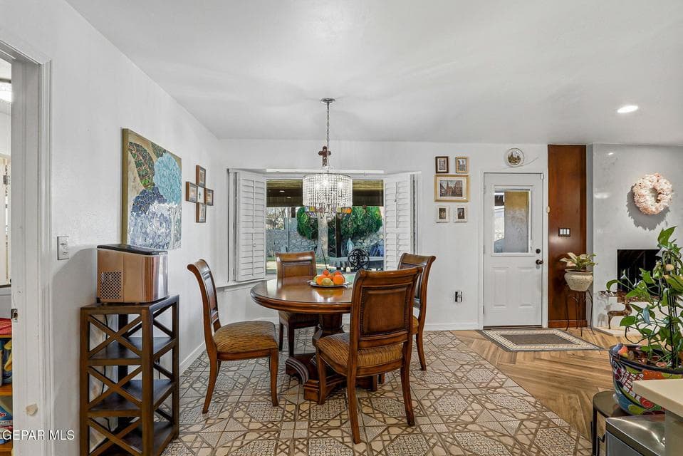 2nd dining area off kitchen and den