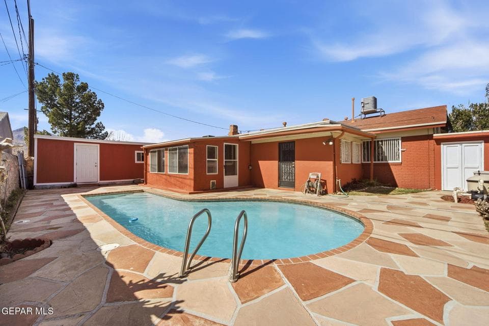 32-web-or-mls-A24I3235