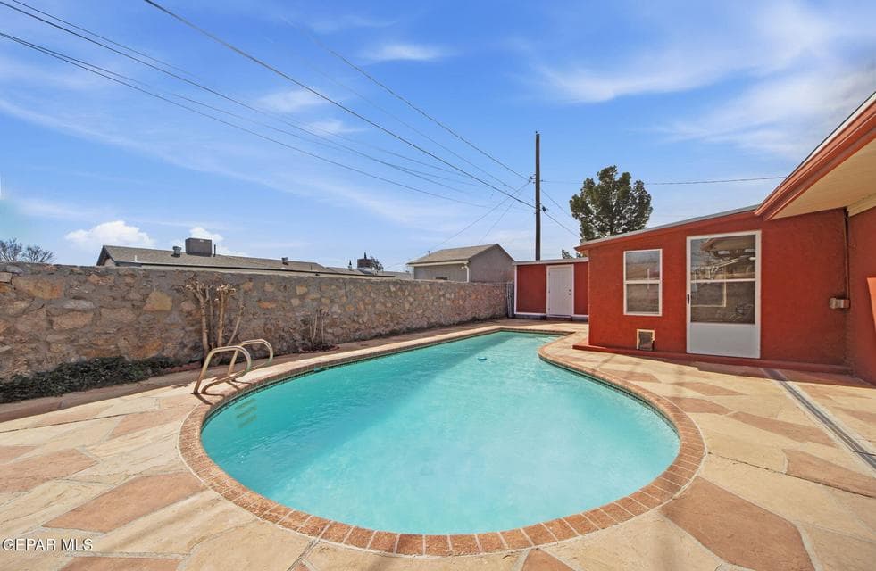 37-web-or-mls-A24I3272