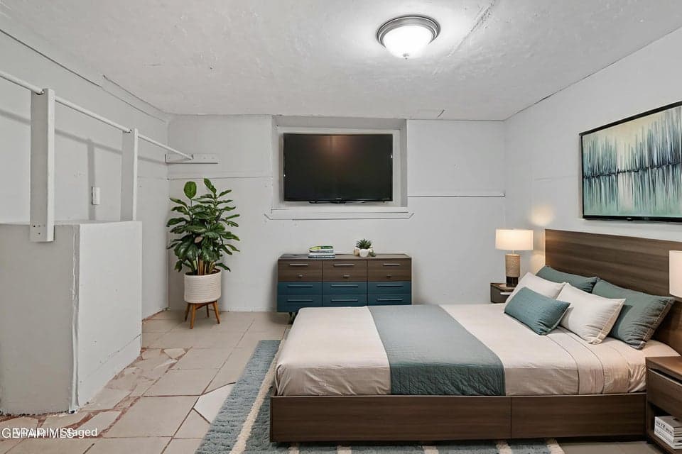 DSC00639 - Bedroom - Modern - 15