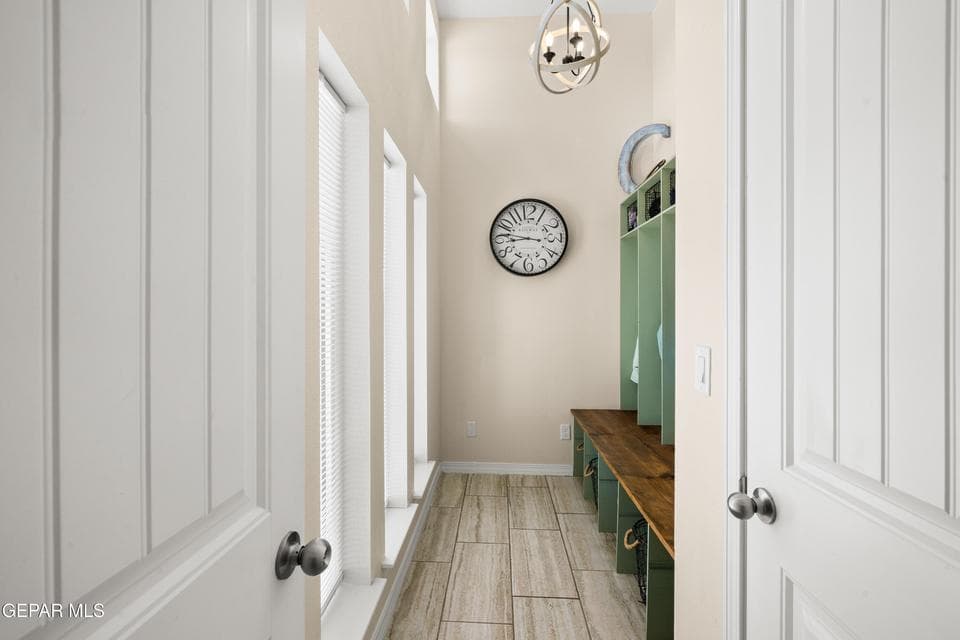 337 Fray-Olguin-MLS-Camera-Guy-5