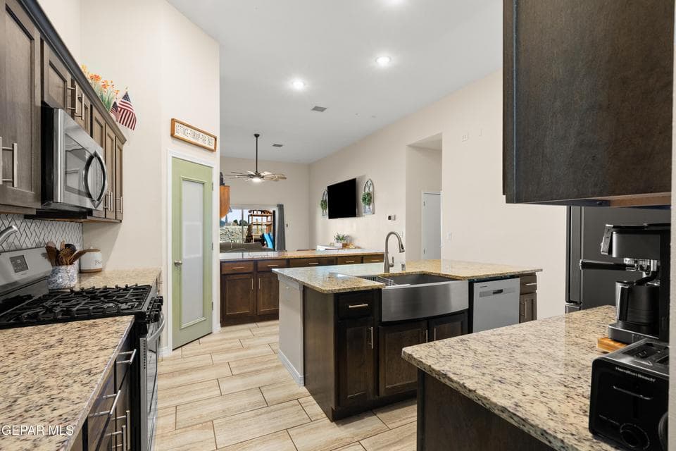 337 Fray-Olguin-MLS-Camera-Guy-12