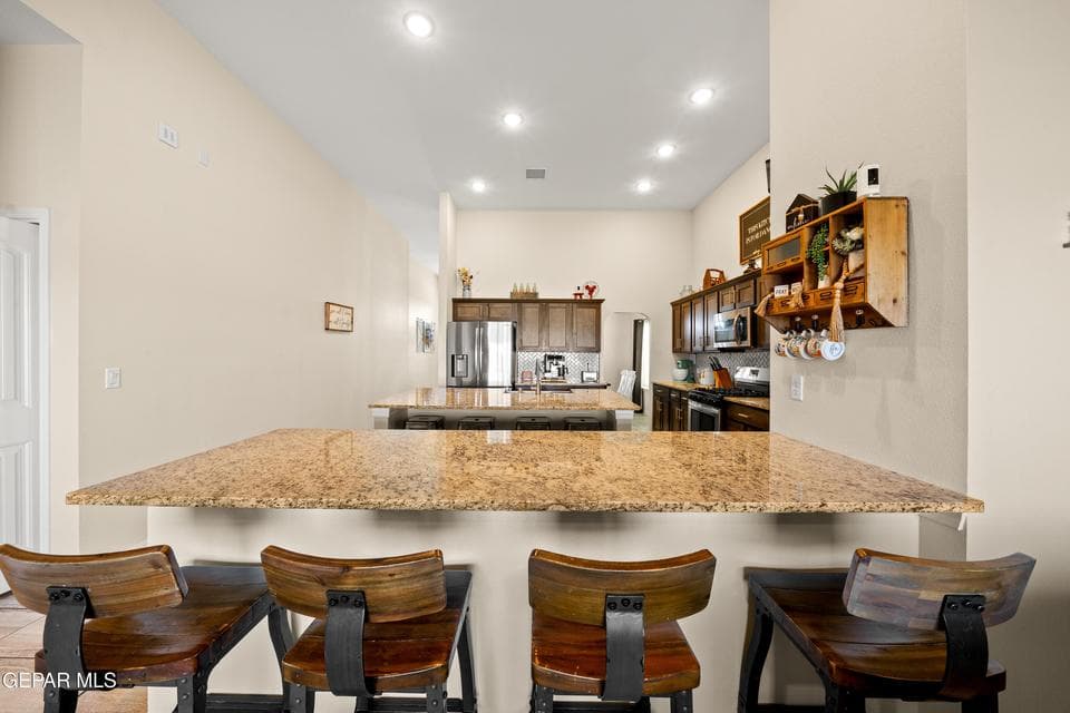 337 Fray-Olguin-MLS-Camera-Guy-14