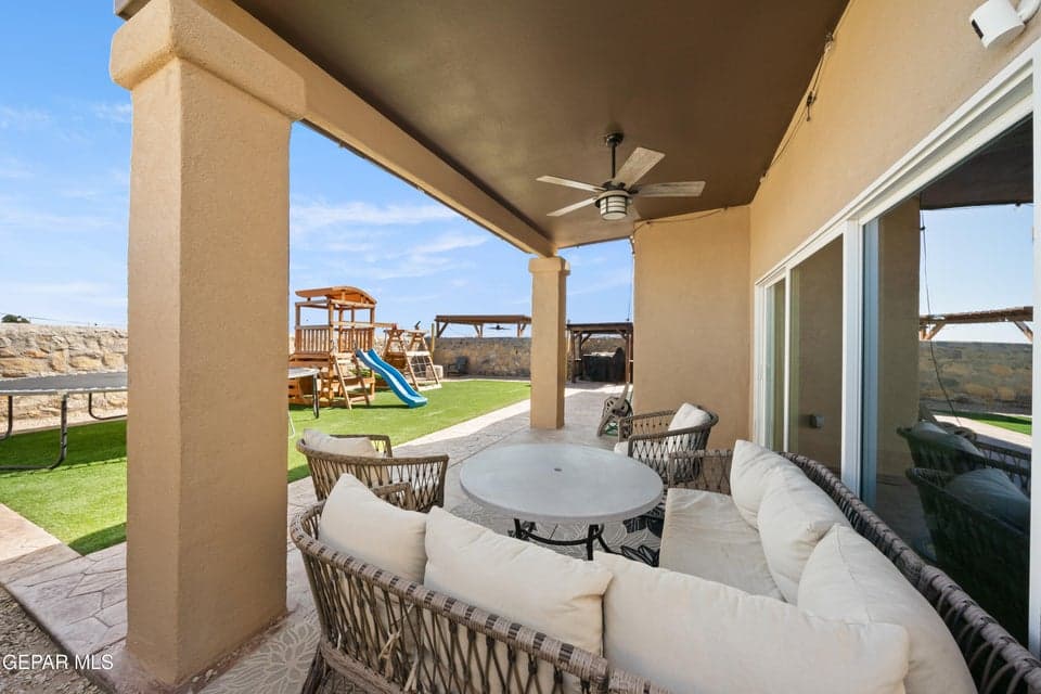 337 Fray-Olguin-MLS-Camera-Guy-32