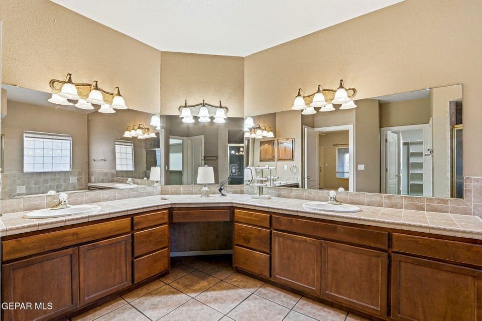 28-web-or-mls-IMG_2196_1