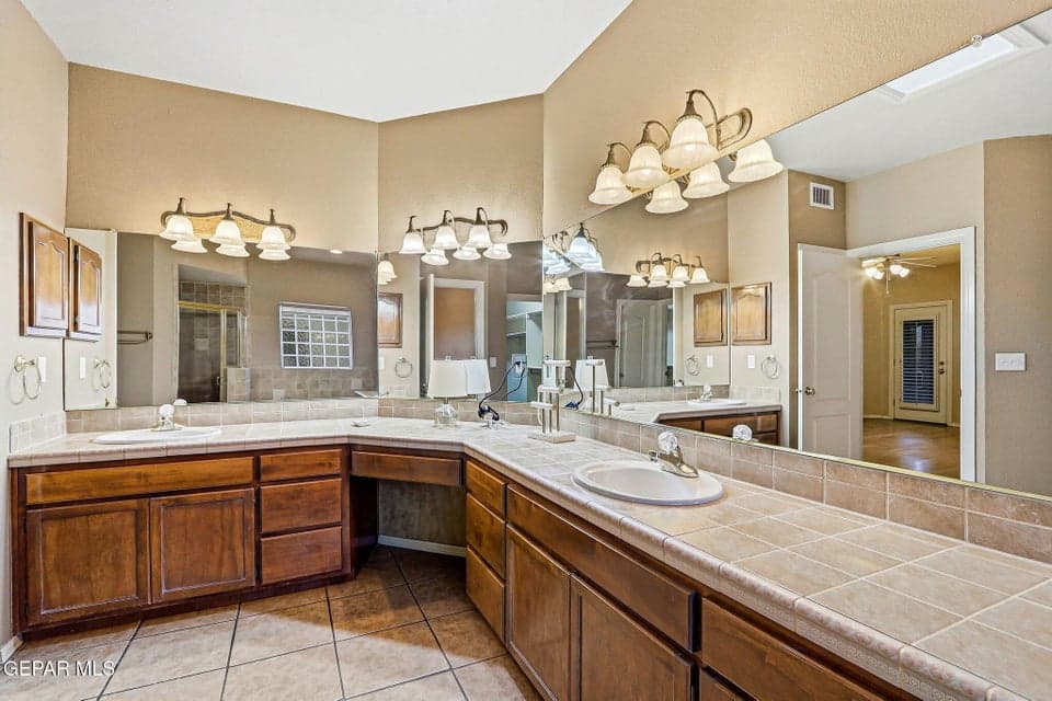 30-web-or-mls-IMG_2210_1