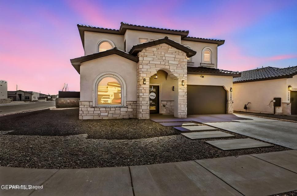 30-web-or-mls-IMG_7443 day to dusk