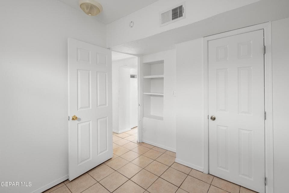 3315-E-Missouri-MLS-Camera-Guy-10