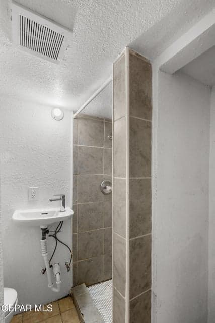 3315-E-Missouri-MLS-Camera-Guy-14