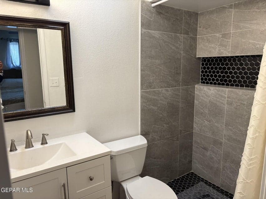 7be6e4a4-e527-4790-9858-6fae27ae03c2