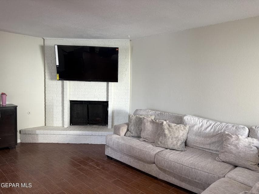 979f9d4d-c6ee-46bf-808a-a7f6c6b3ec8d