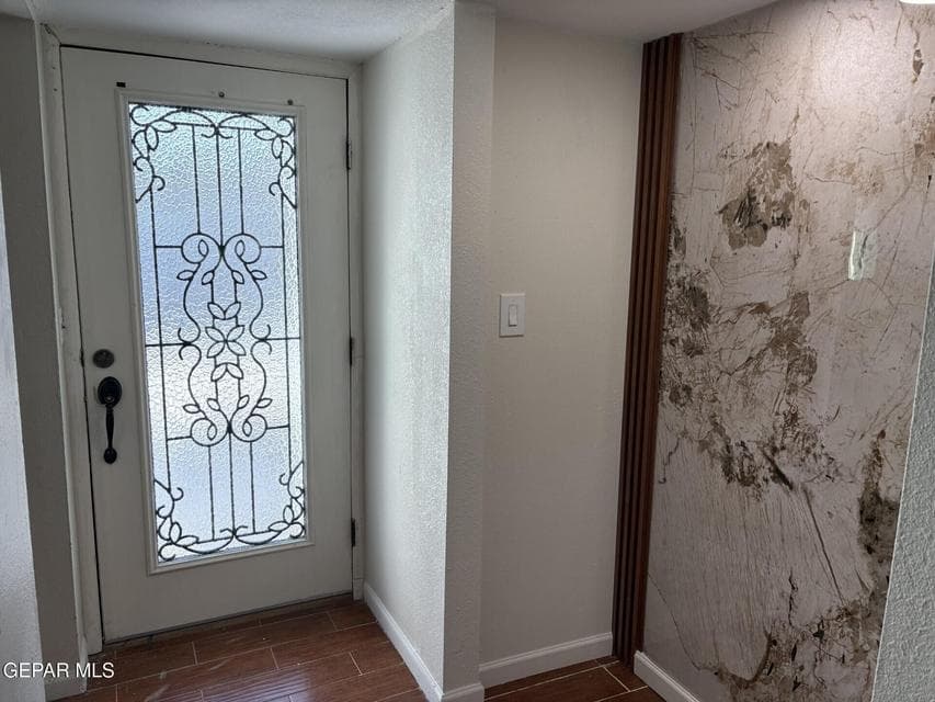 ce8913b9-2a95-457b-a0ec-3e132d7b5cac