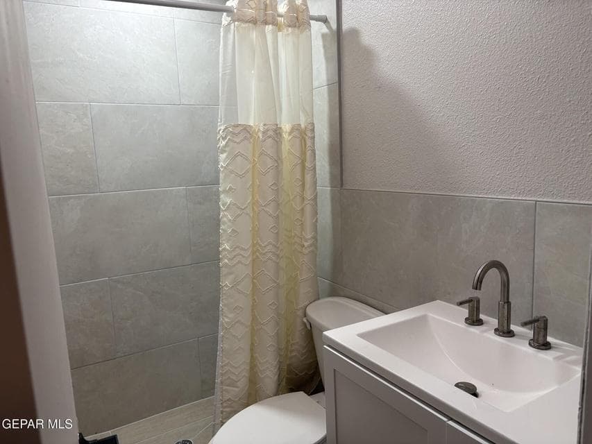 ec79a2b2-1e4a-4d5f-aa2e-233f19c4dfae