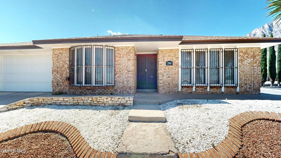 2900 Stone Edge Front Pic 2