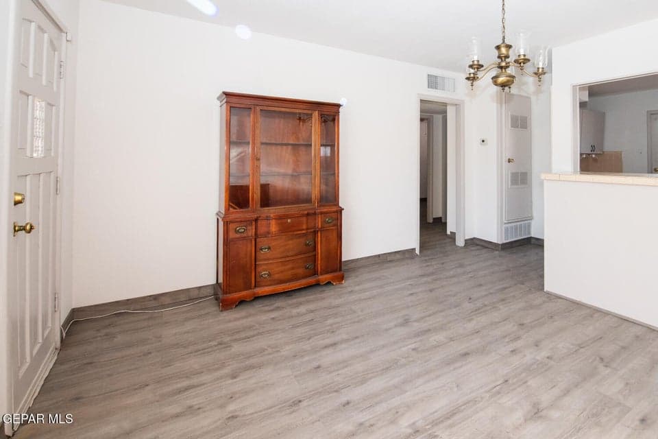 4013 Hueco Ave-24