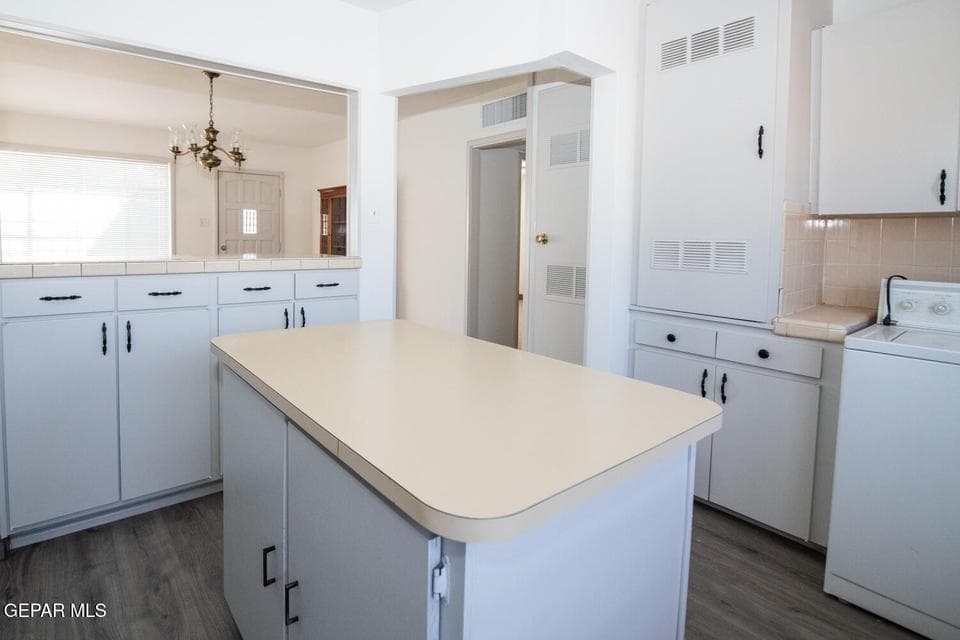 4013 Hueco Ave-33