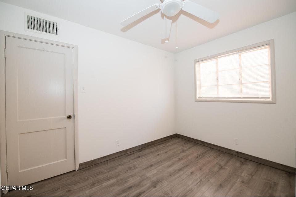 4013 Hueco Ave-12