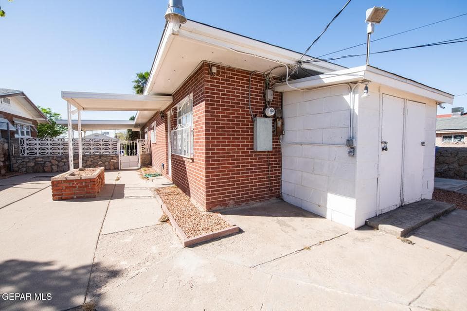 4013 Hueco Ave-49